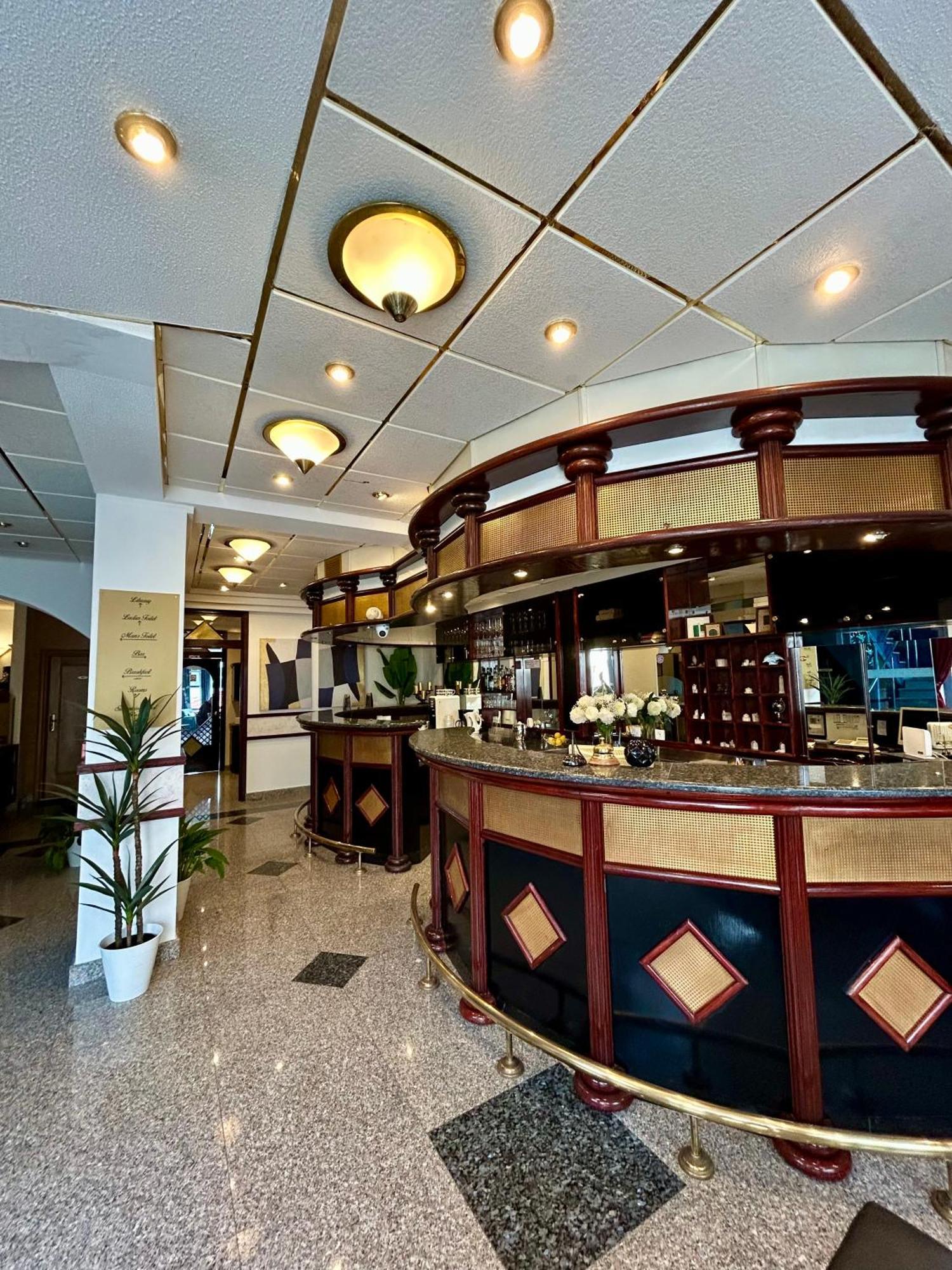 巴伐利亚酒店- 第一图书馆酒店 多恩基瑟盖特 外观 照片